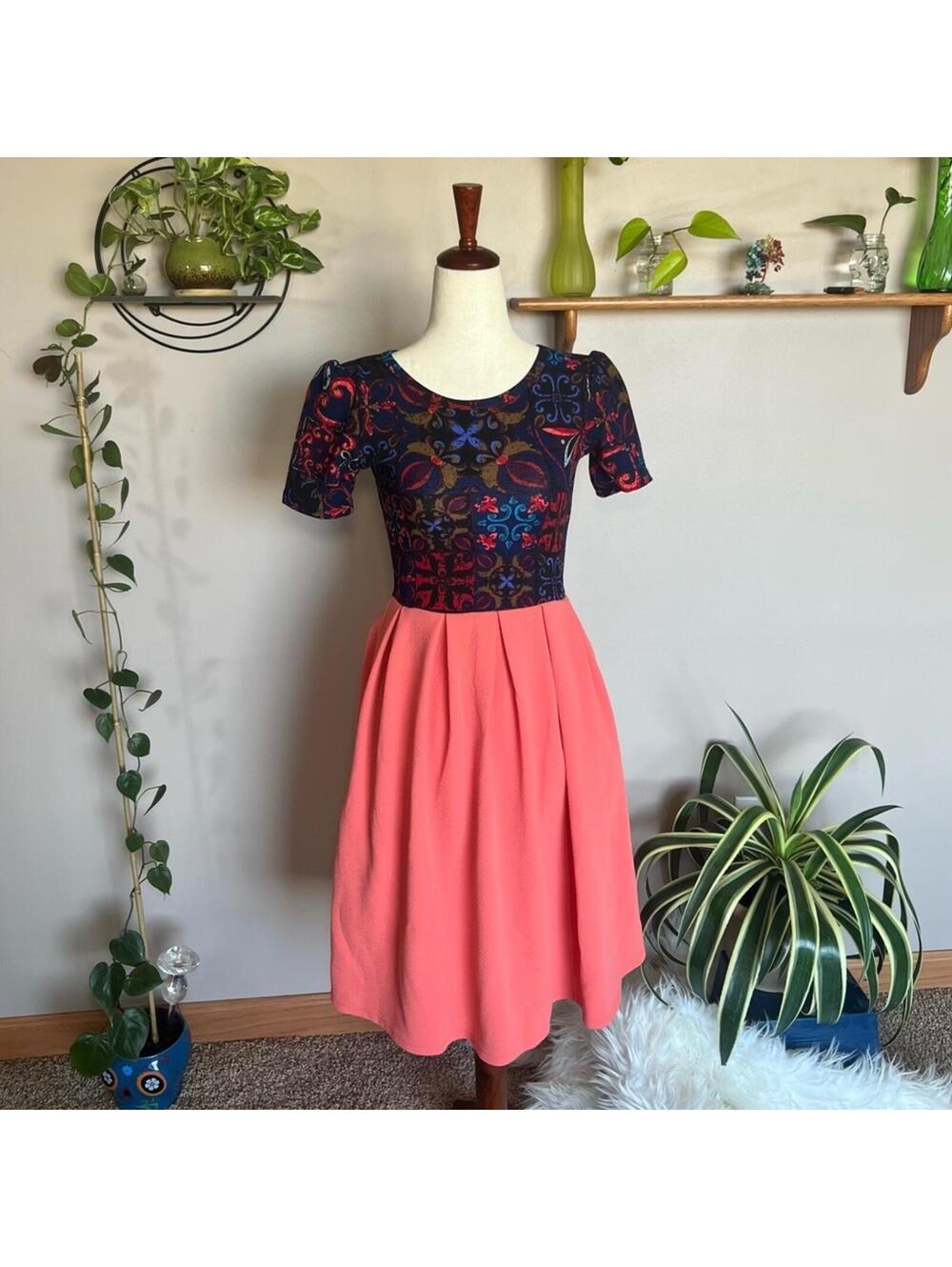 Lularoe Bright Colored Dress With Volume At The Waist Size XS